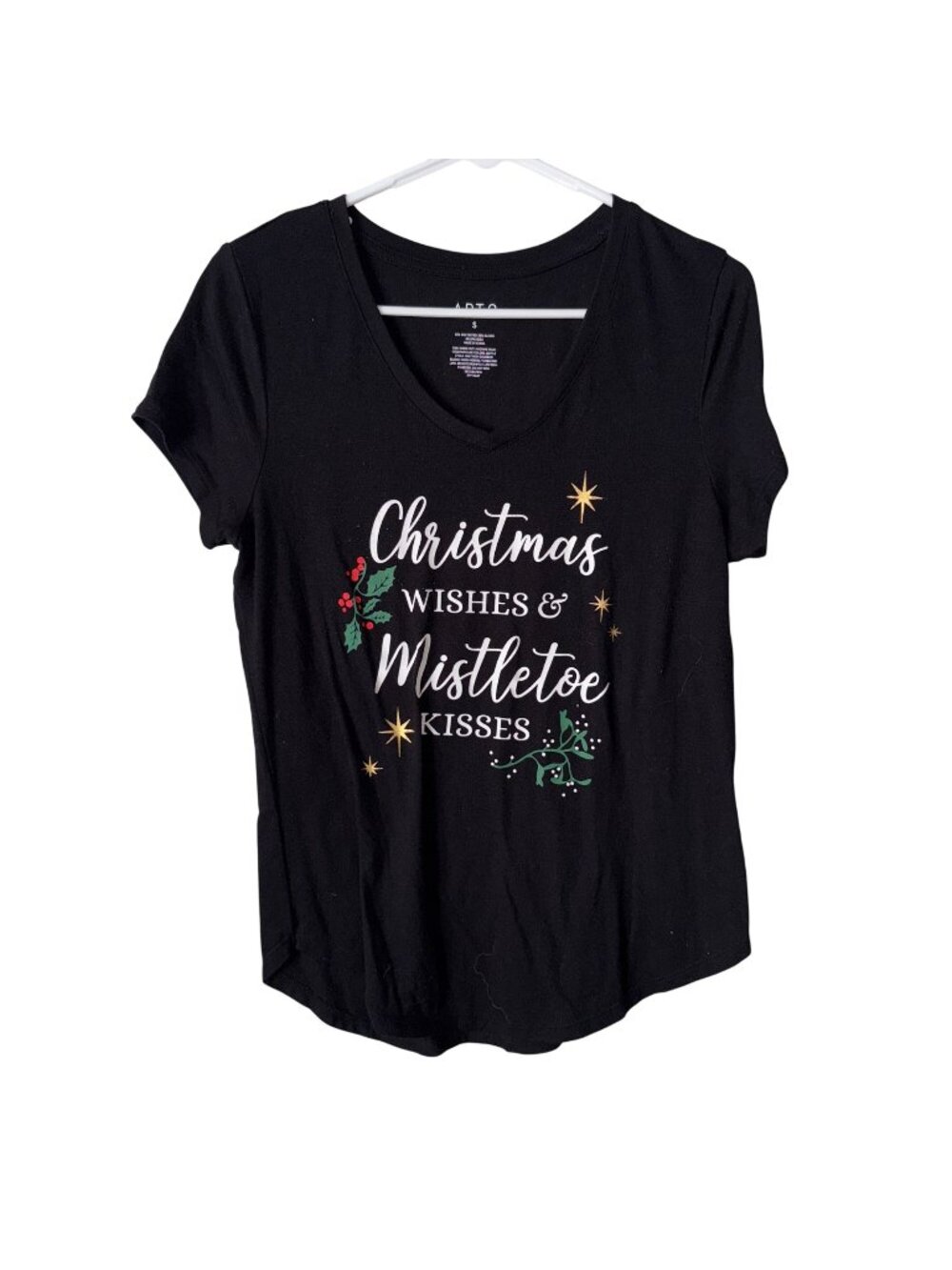 Christmas Wishes & Mistletoe Kisses Black Womens Tee S APT. 9